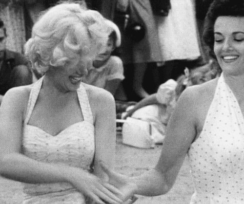 Little Tricks, Big Job: The New Ways to Network – Vogue.com